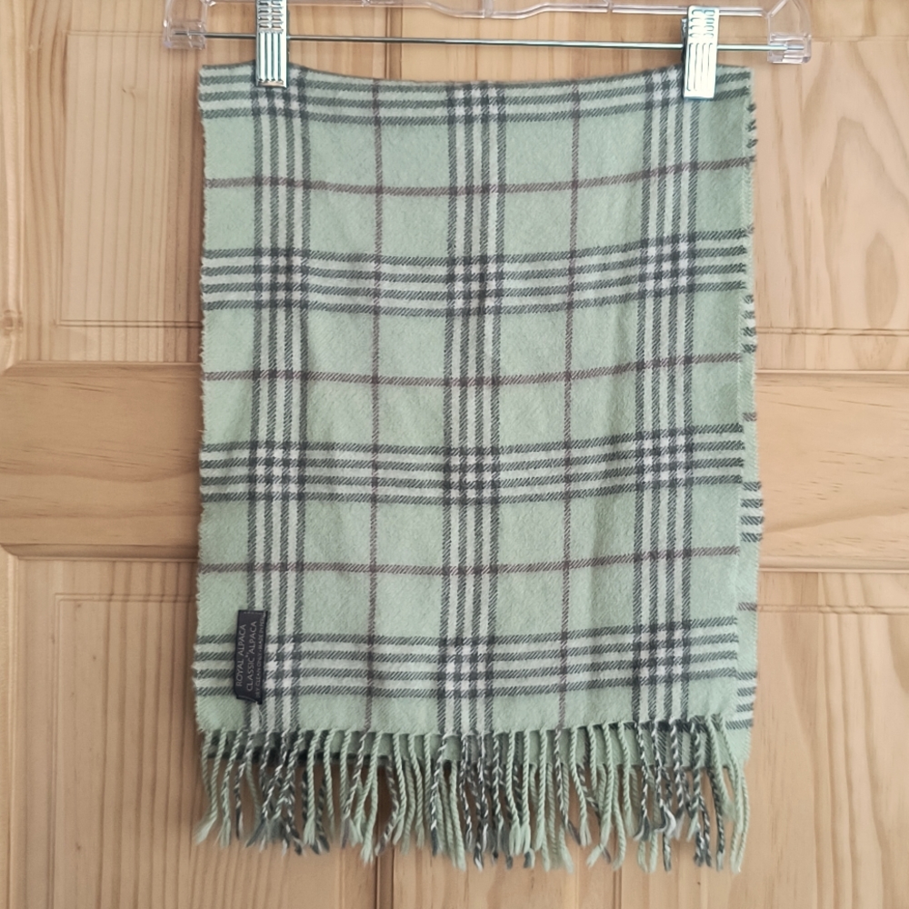 Royal Alpaca by Classic Alpaca scarf
